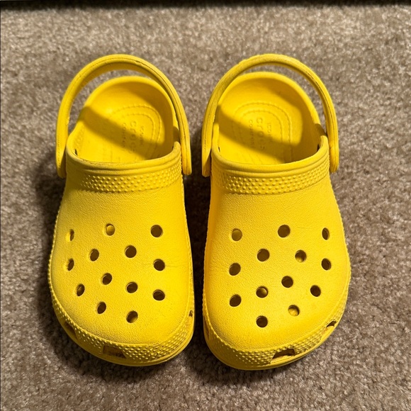 Kids Yellow Crocs - Picture 8 of 10